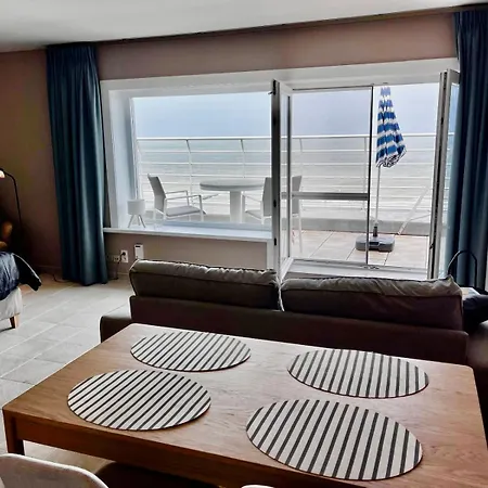 Zeevonk Panoramic Sea View דירה *